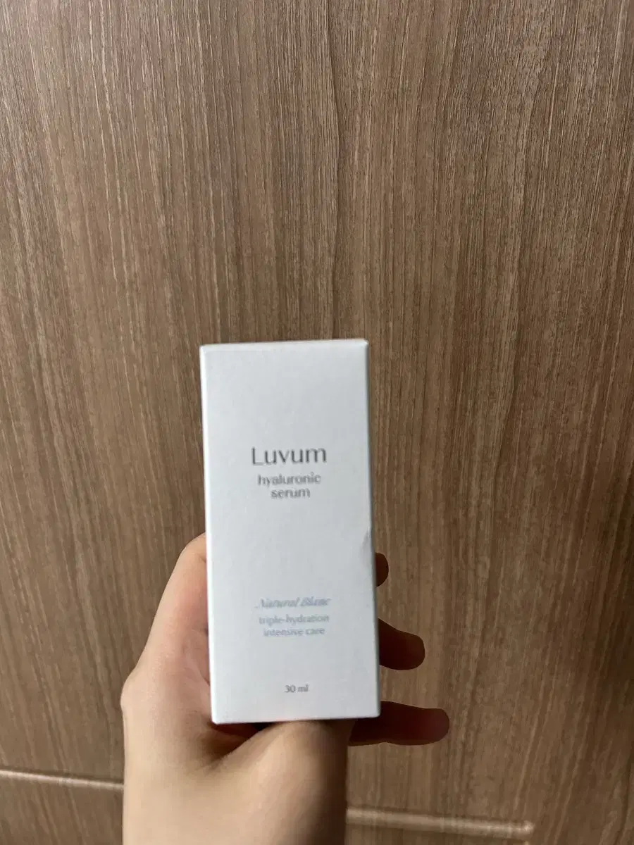 [새상품] 러븀 내추럴 블랑 히알루로닉 세럼 30ml